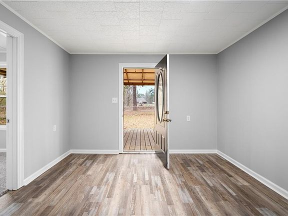 5th image of 78 Lucas Rd