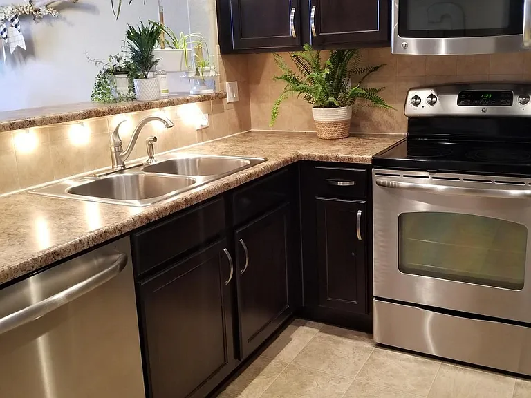 5493 Cross Creek Dr — Photo 2