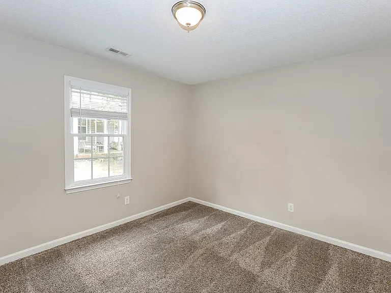 11621 Long Forest Dr — Photo 13
