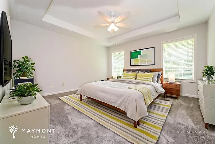 1024 Miss Amber Way — Photo 11