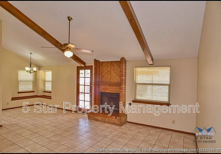 11645 Gordon Cooper Ln — Photo 7