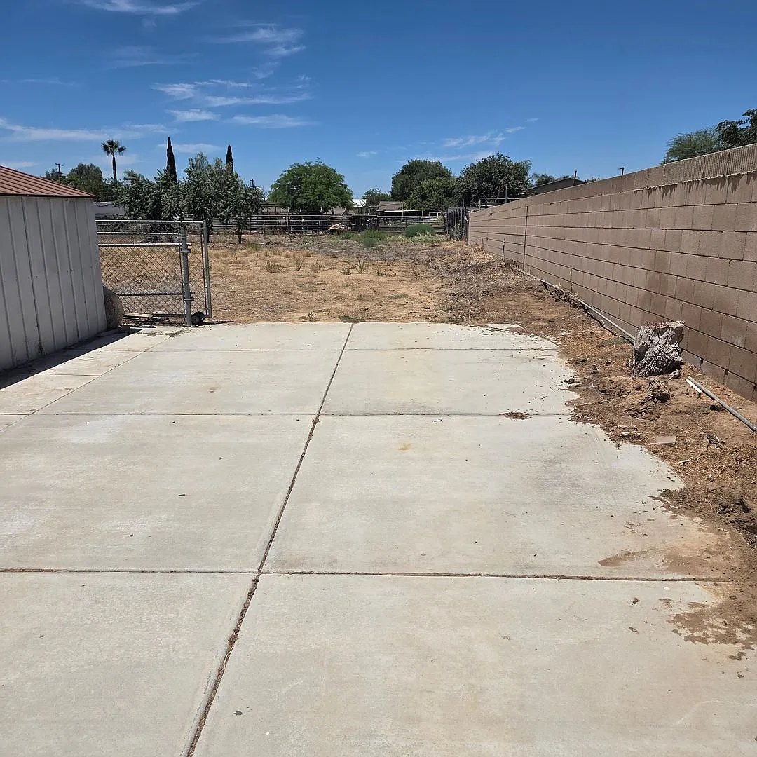 Studio, 21000 sqft, $1,200 — Photo 2