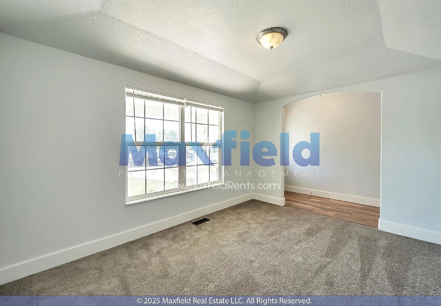 5 bed, 3.0 bath, 2570 sqft, $2,650 — Photo 3