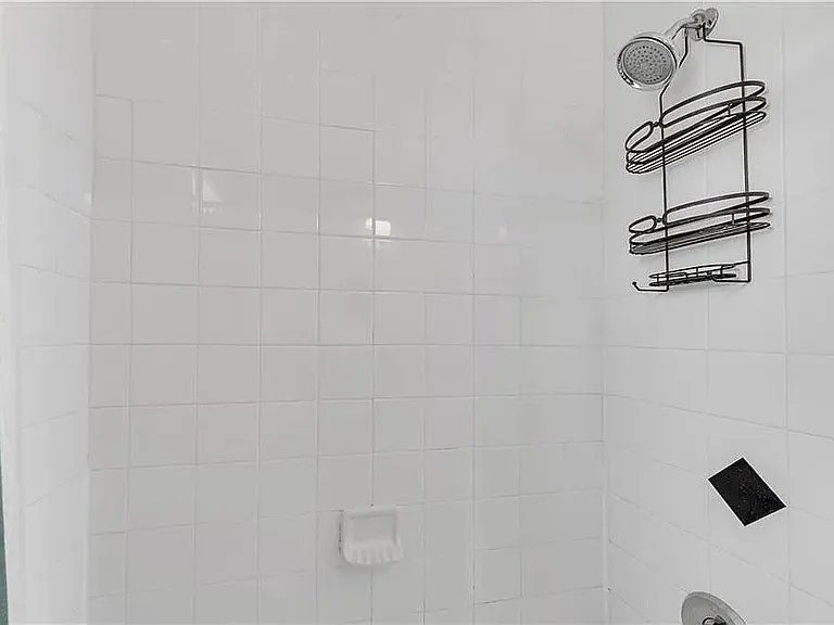 373 Moreland Ave NE #302 — Photo 9