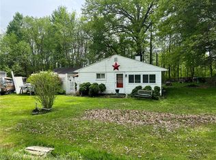 17447 Warren Ave, Lake Milton, OH 44429