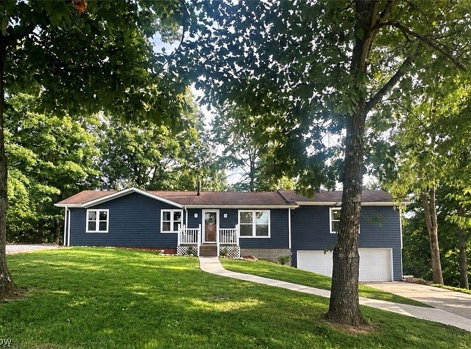 1st image of 111 Lykes Ln