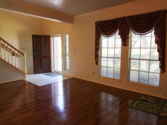 4th image of 4635 Norwich Way