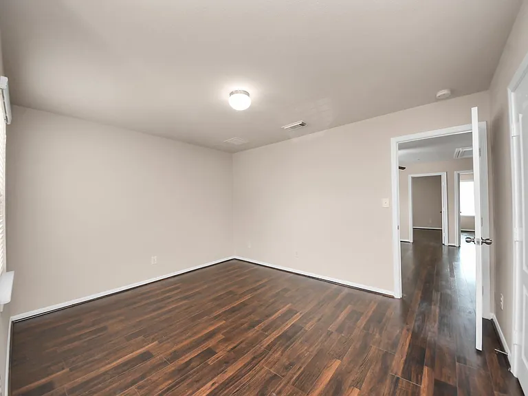 7214 Baitland Dr — Photo 32