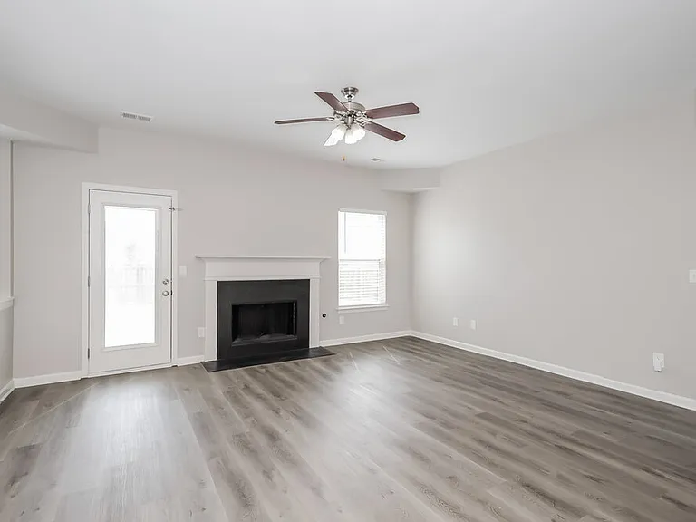 11658 Kades Trl — Photo 4
