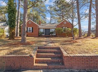500 Martine Rd, Fayetteville, NC 28305