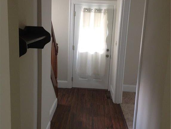 2nd image of 226 N Orchard Ave
