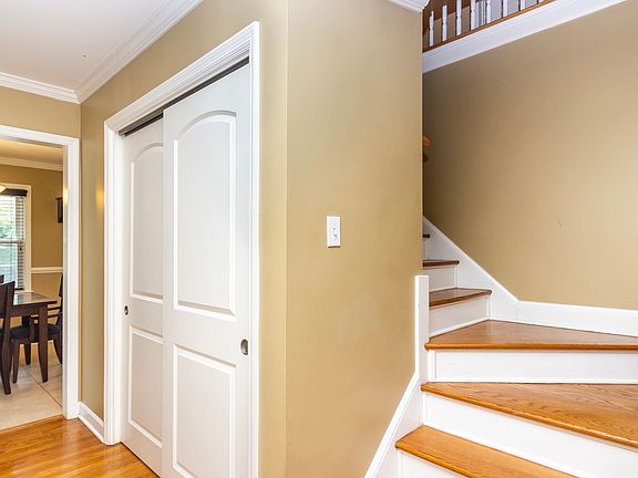 2nd image of 3616 Cherry Hill Dr