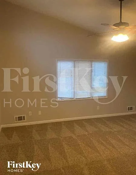 2876 Fieldstone Dr SE — Photo 7