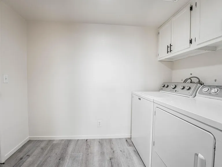 2817 Mill Point Dr — Photo 17