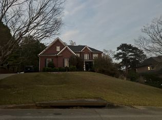 710 Links View Dr, Sugar Hill, GA 30518