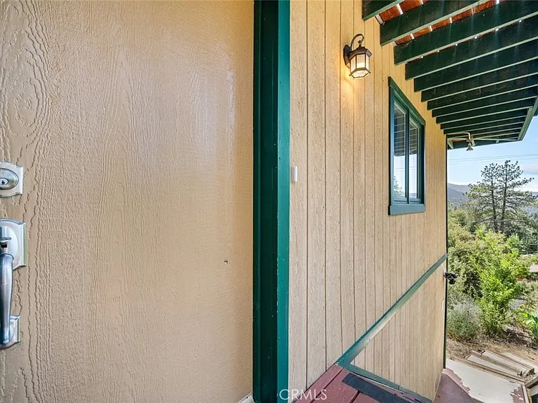 2304 Woodland Dr — Photo 33