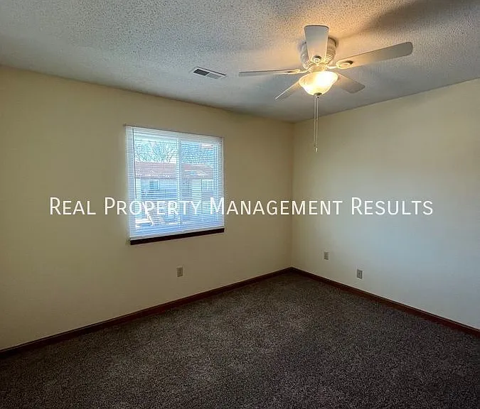 887 Claymark Way #302 — Photo 10