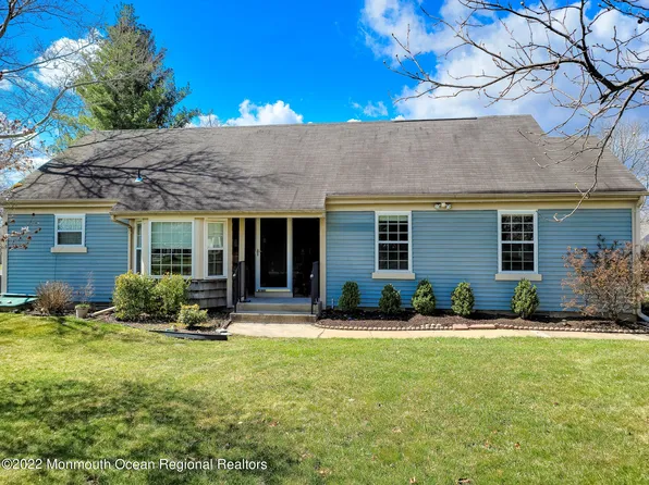 2D Aaron Burr Ct, Monroe Township, NJ 08831