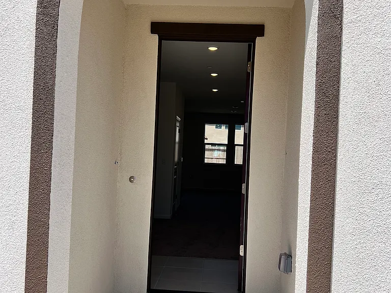 650 Villa Ticino Dr — Photo 2