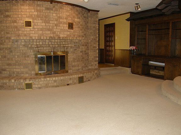 2nd image of 291 County Road 612