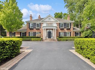 650 E Deerpath, Lake Forest, IL 60045