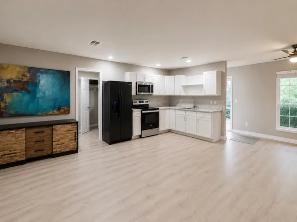 203 Wake Dr, Richardson, TX 75081