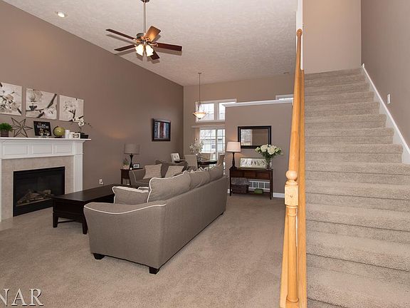 4th image of 3311 Clairbridge Dr