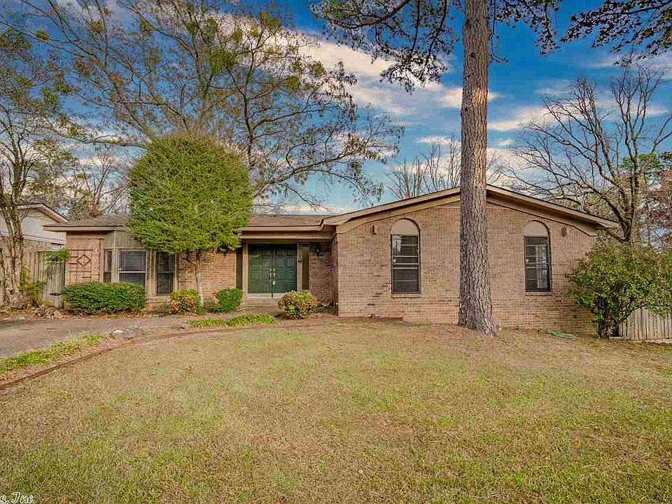 1st image of 100 Sanders Ln