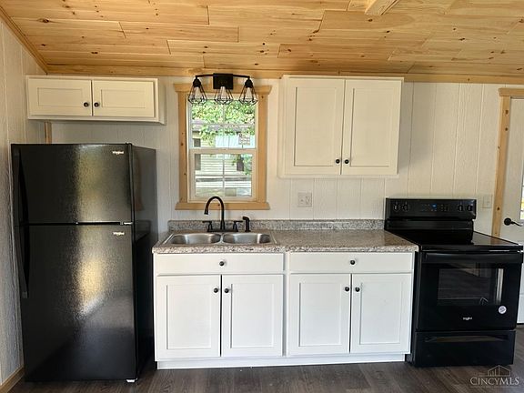 2nd image of 11658 Highland Hils Dr