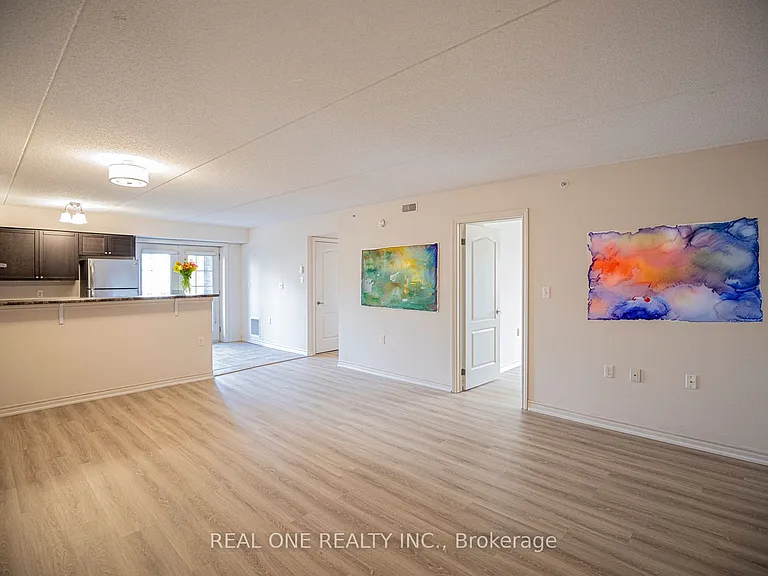 1440 Main St E #102 — Photo 5