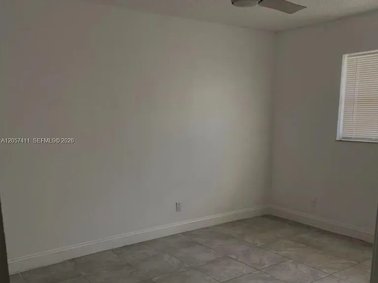 853 SW 9th Ct #2 — Photo 16
