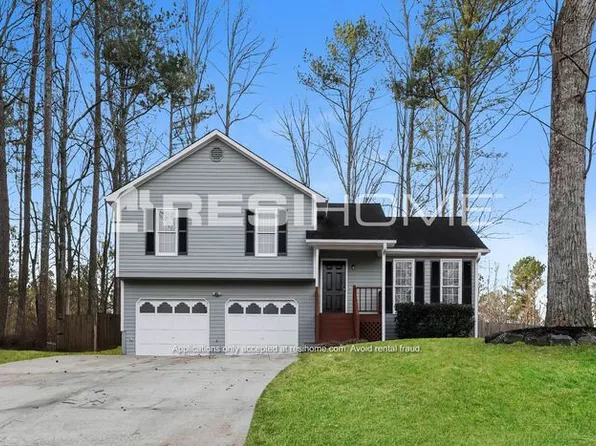 136 Amber Ln, Dallas, GA 30157