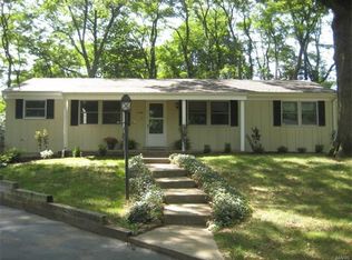 1401 Sunview Dr, Saint Louis, MO