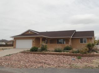 472 S Putter Dr, Pueblo West, CO 81007