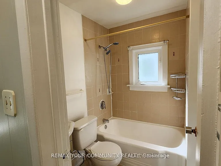 207 Olive Ave — Photo 9