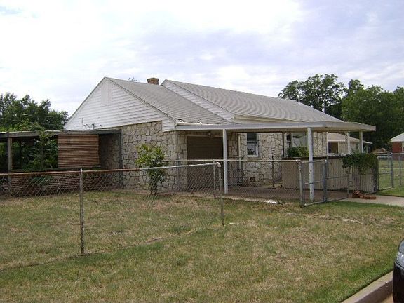 2nd image of 532 SW 50th St