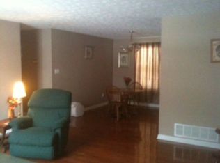 1155 Breezy Ln, Berea, KY 40403