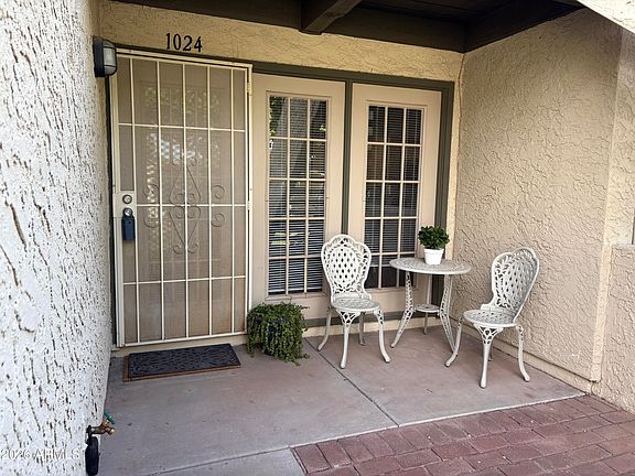 3rd image of 30 E Brown Road #1024