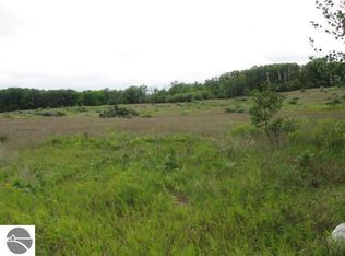 Maidens Rd, Onekama, MI 49675