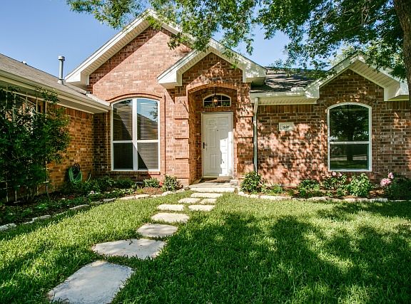 3rd image of 408 Glenbrook Dr