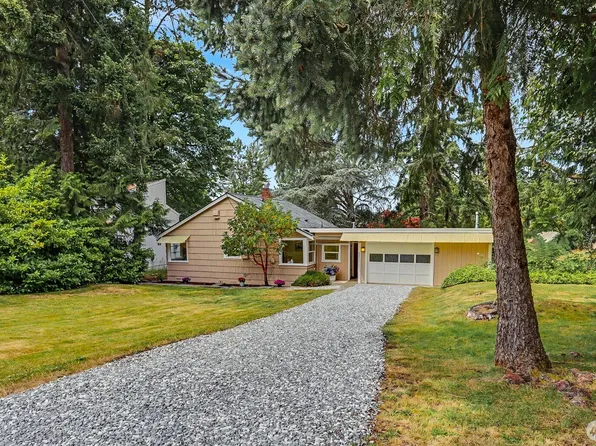 8011 SE 57th Street, Mercer Island, WA 98040