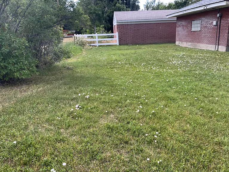 2200 S Lee Ave — Photo 24