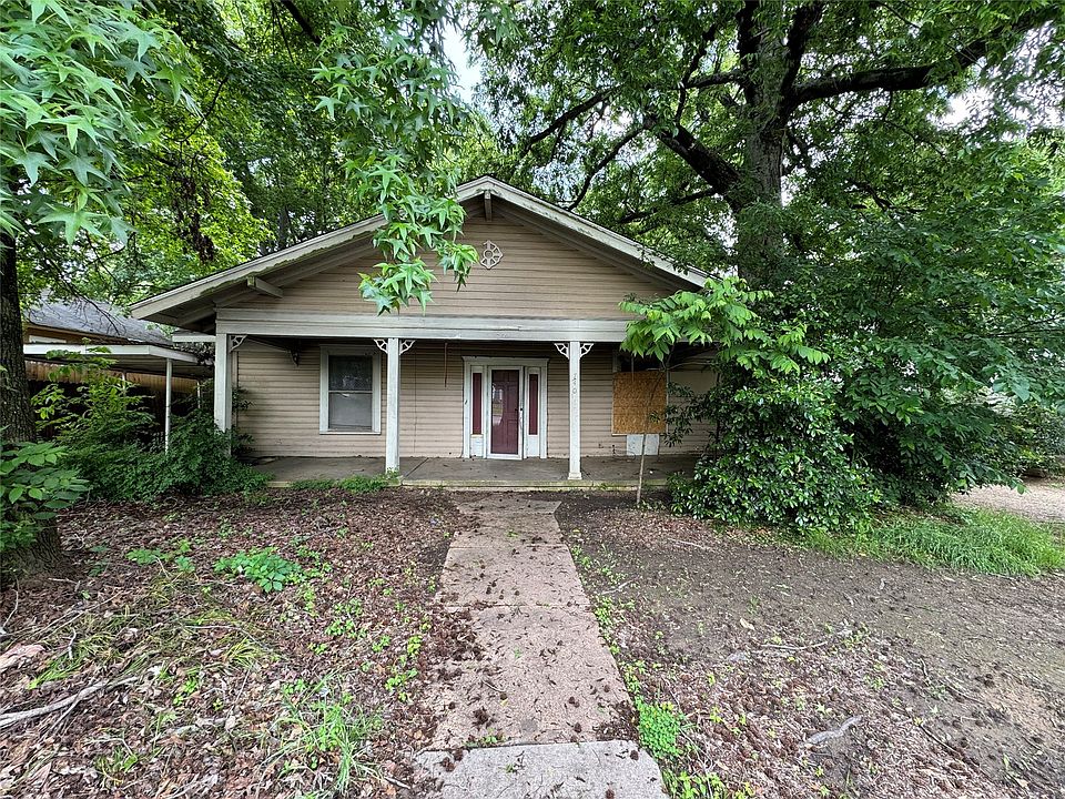 1st image of 740 Pine Bluff St
