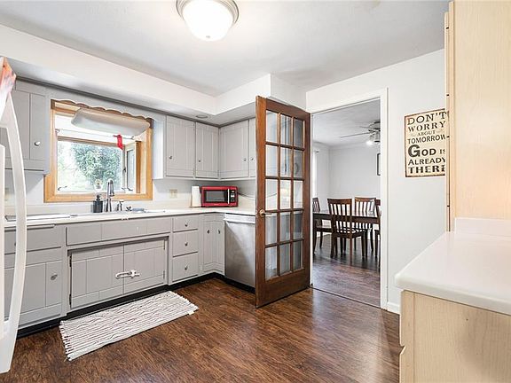 5th image of 2028 Norwood Dr