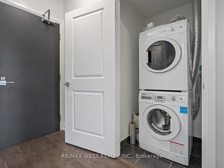 3600 Highway 7 Rd #1504 — Photo 4