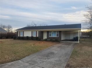 6429 Barwick Dr, Fayetteville, NC 28304