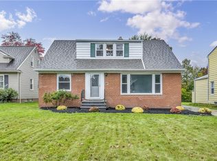 2242 Halcyon Rd, Beachwood, OH 44122