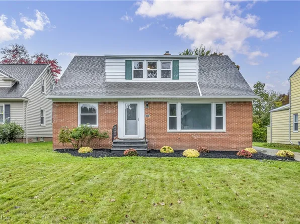 2242 Halcyon Rd, Beachwood, OH 44122