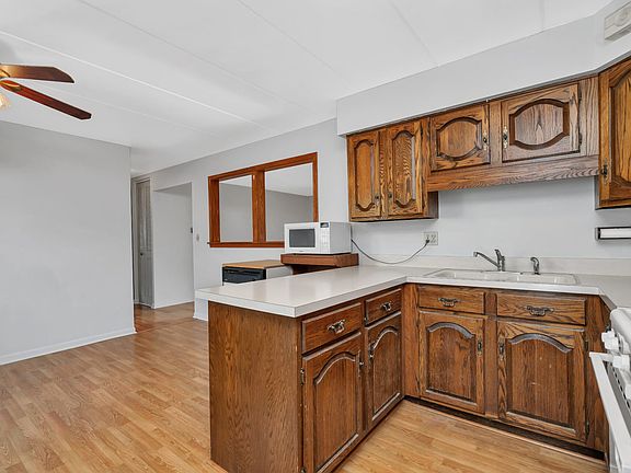 3rd image of 6146 S Kensington Ave #106