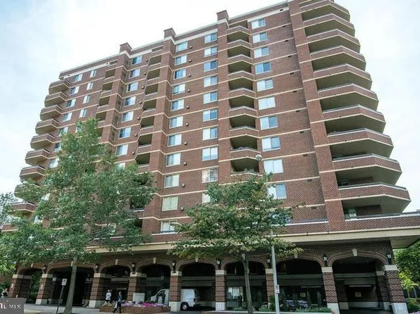 1276 N Wayne St APT 302, Arlington, VA 22201